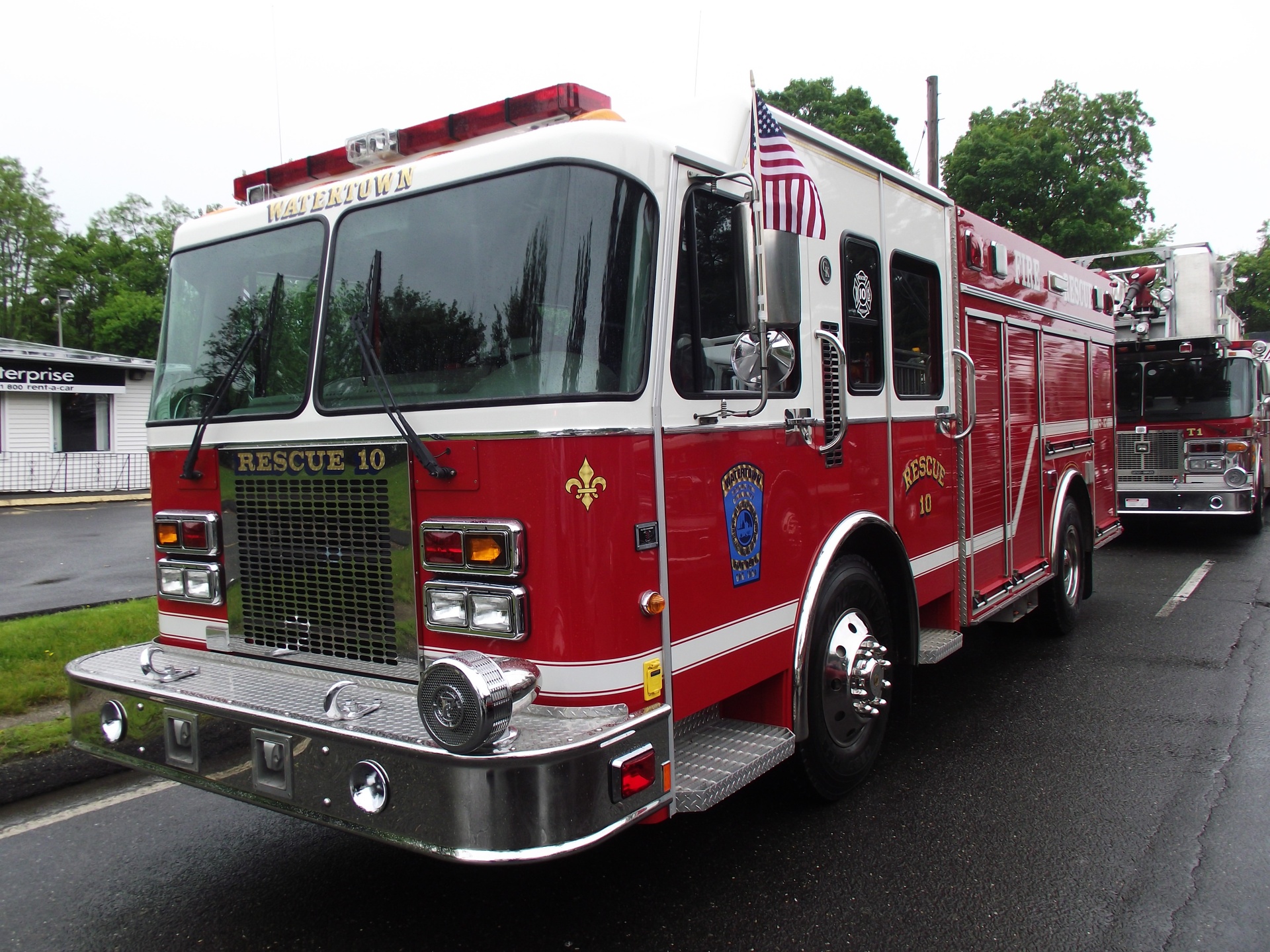 Rescue 10 - 2000 Spartan / Gowans Knight - Amkus Extrication Tools